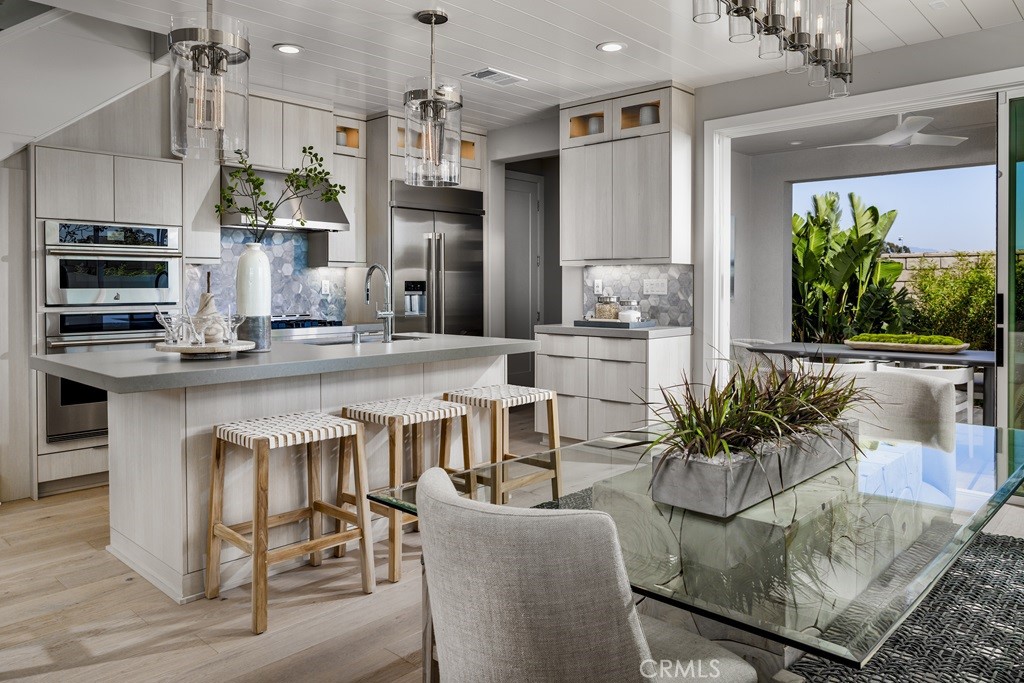 Vista Rose - Residential