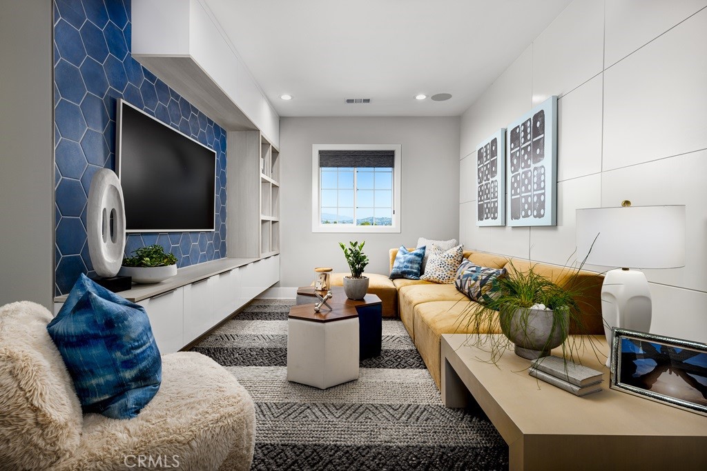Vista Rose - Residential