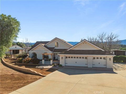 Photo of 2470 Via Clarita, Acton, CA 93510 (MLS # SR25281028)