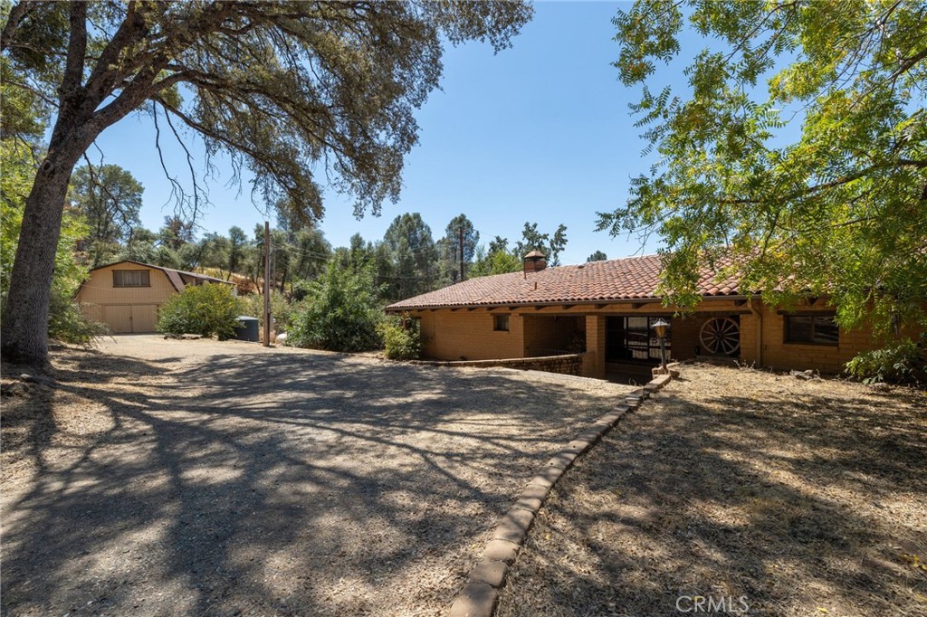 3981 Snow Creek Road