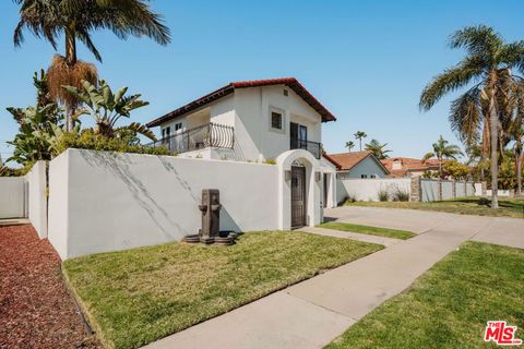 Photo of 2039 Irvine Avenue, Costa Mesa, CA 92627 (MLS # 25574043)