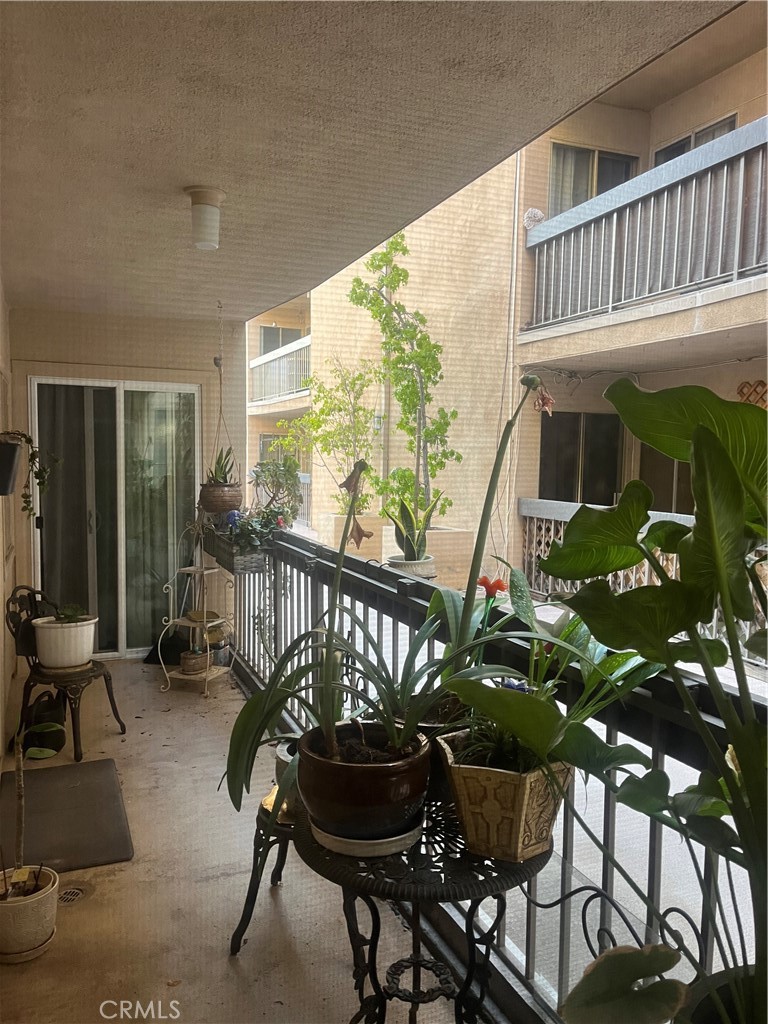 335 N Adams Street N 112