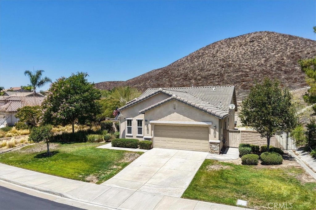 27946 panorama hills drive
