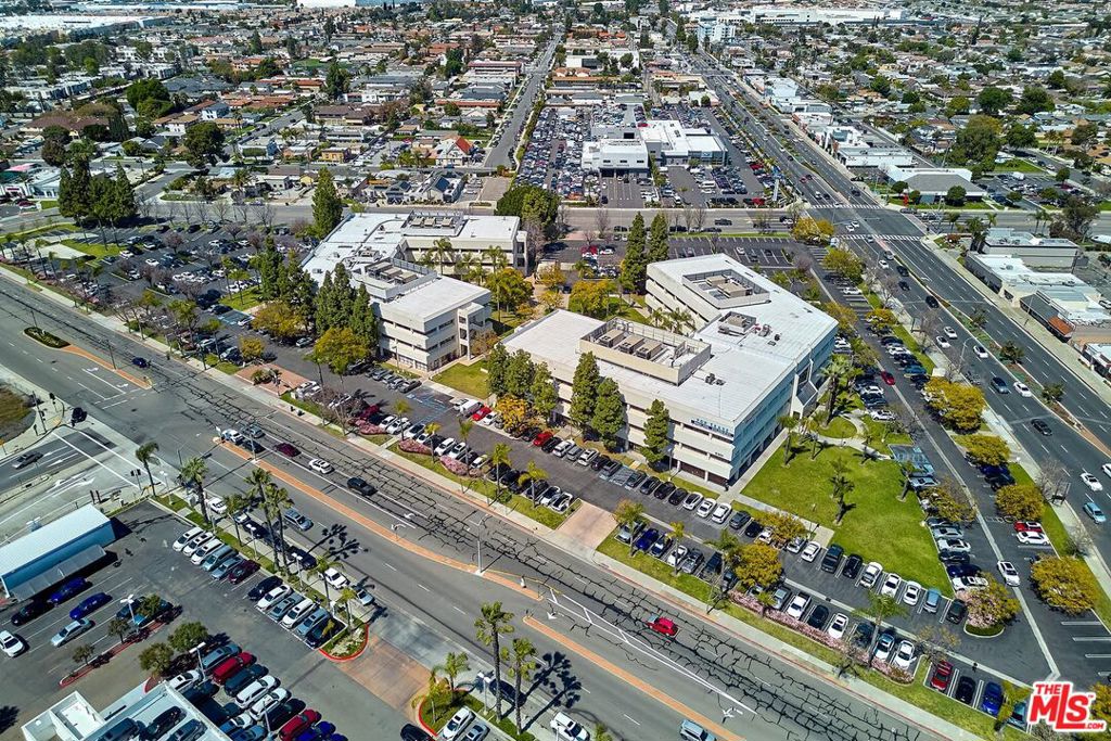 6301 Beach Boulevard 156