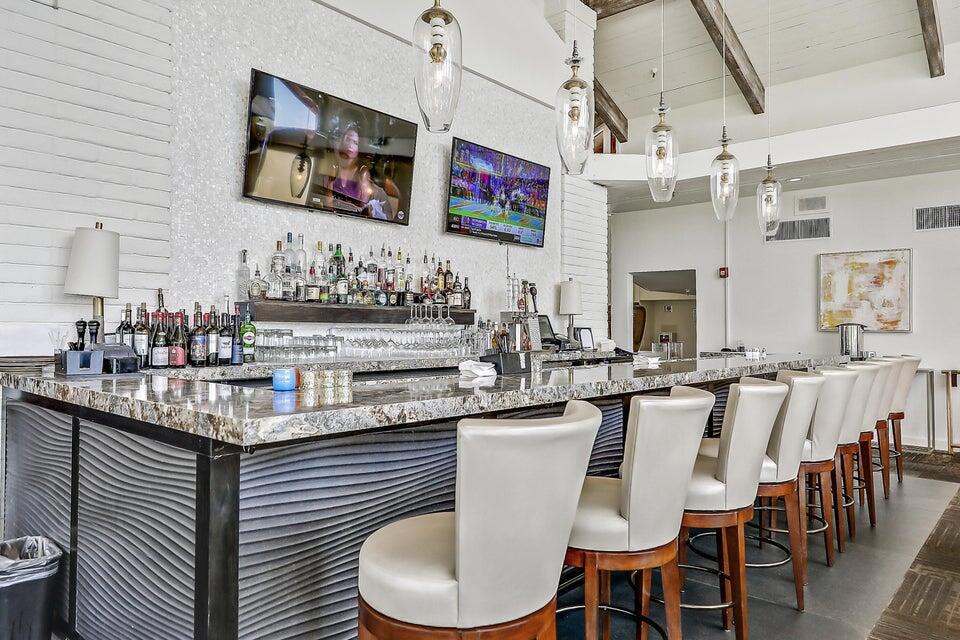 Sunrise C.C. - Residential Lease