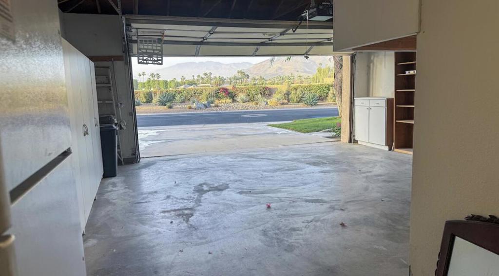 Sunrise C.C. - Residential Lease