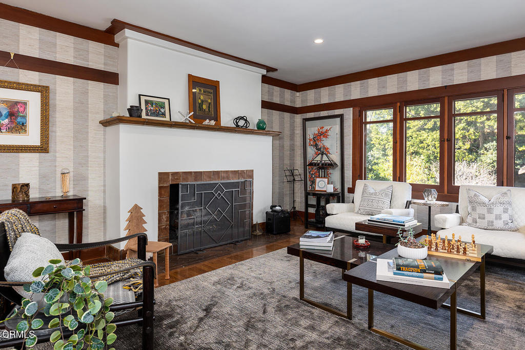Properties 3 1344 Hillcrest Avenue