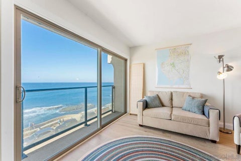 Photo of 909 Coast Blvd Blvd #26, La Jolla, CA 92037 (MLS # 260024655SD)