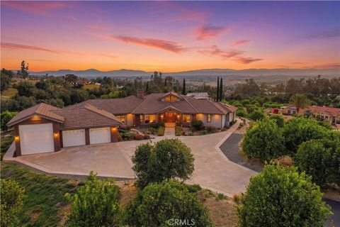 Photo of 39275 Chaparral Dr, Temecula, CA 92592 (MLS # SW26064591)
