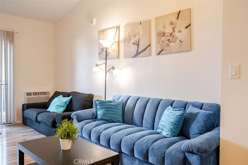 1621 Hotel Circle S E320