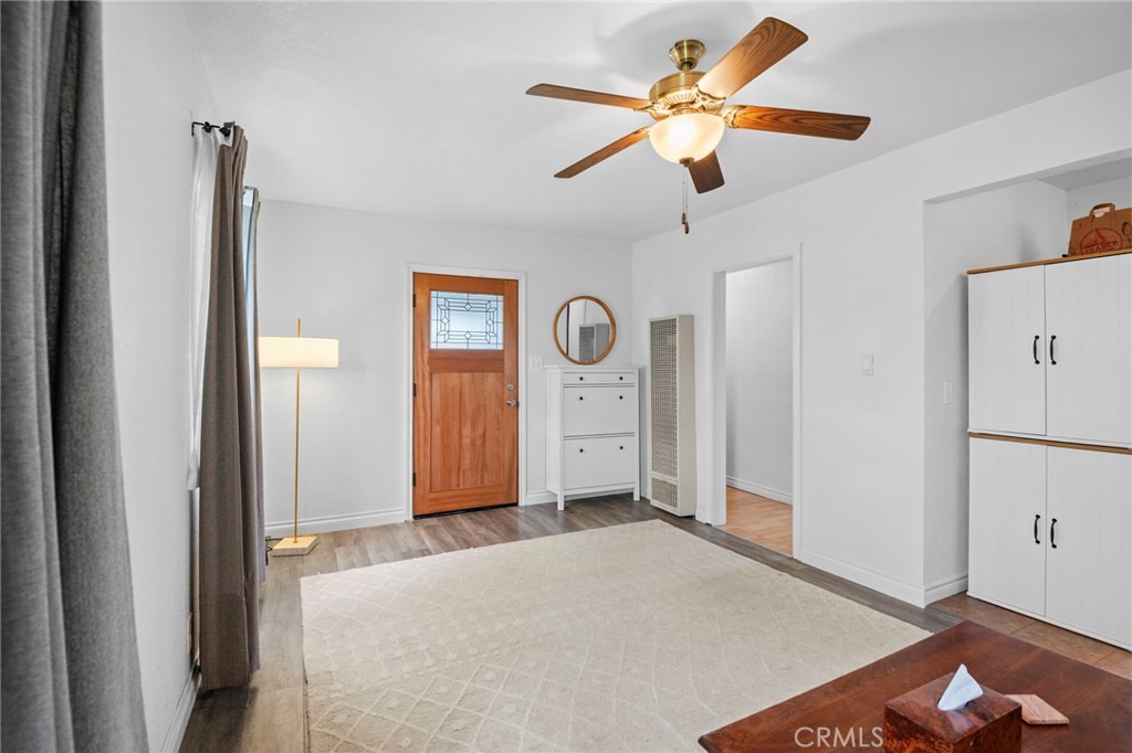315 S Bedford