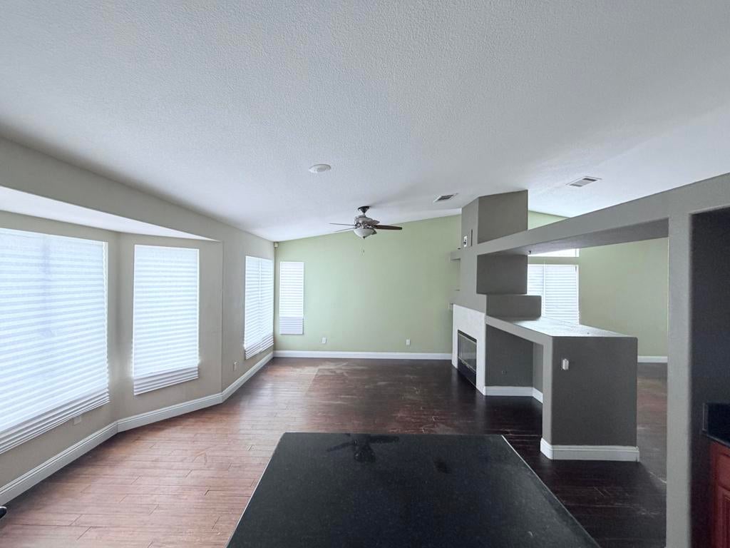 80431 Paseo Tesoro