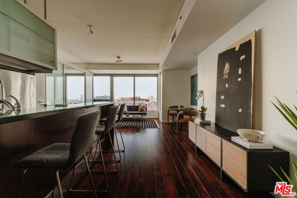 1155 S Grand Avenue 1103