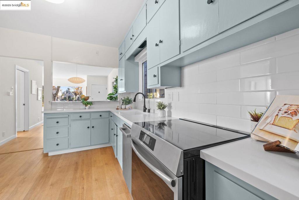 EAST END - Residential