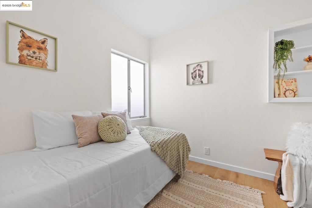 EAST END - Residential