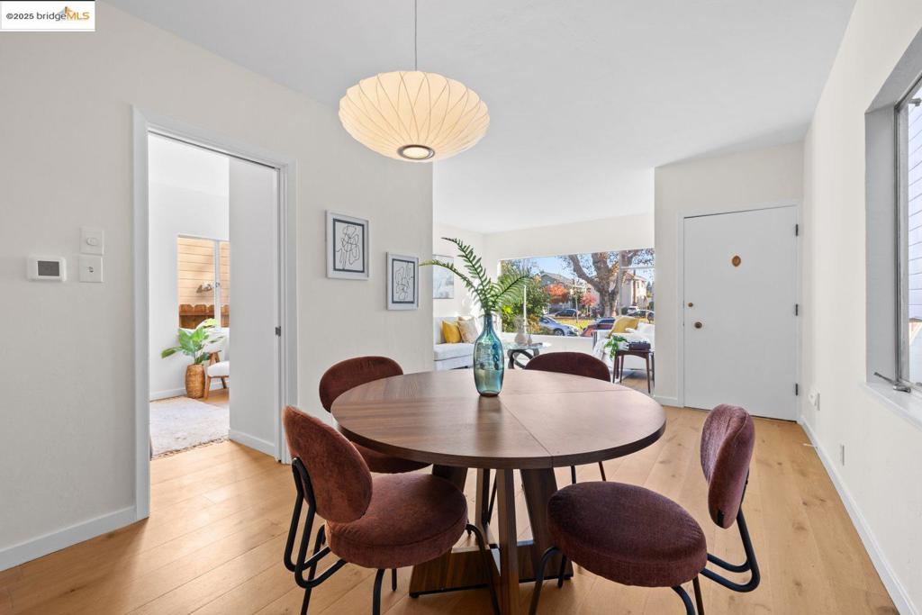 EAST END - Residential