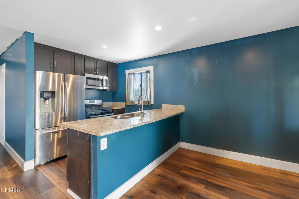 362 W Santa Barbara Street