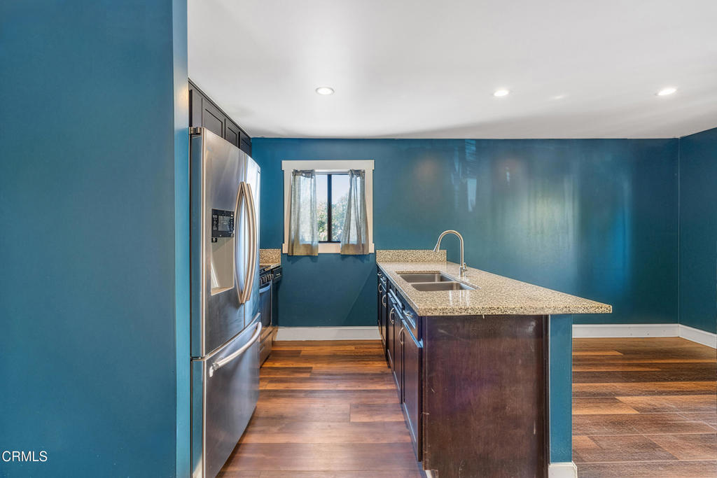 362 W Santa Barbara Street