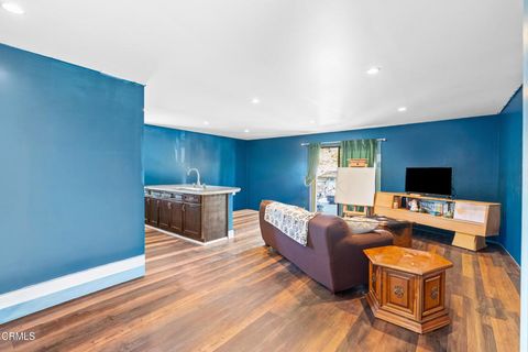 Photo of 362 W Santa Barbara Street, Santa Paula, CA 93060 (MLS # V1-32859)