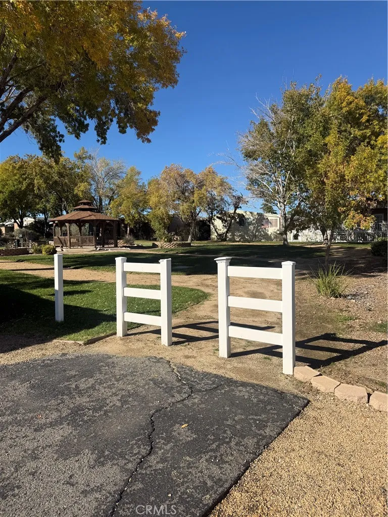 Victorville, California 92395, United States, 3 Bedrooms Bedrooms, ,2 BathroomsBathrooms,Residential,Active,248558