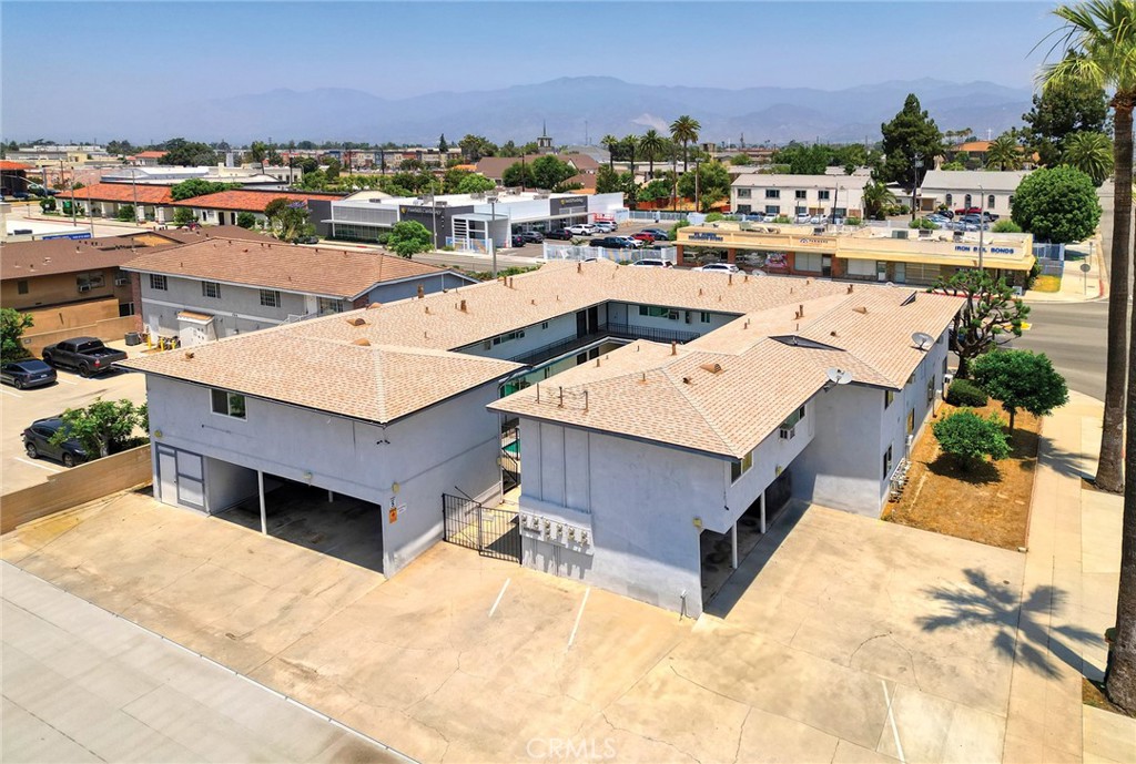 270 E Badillo Street