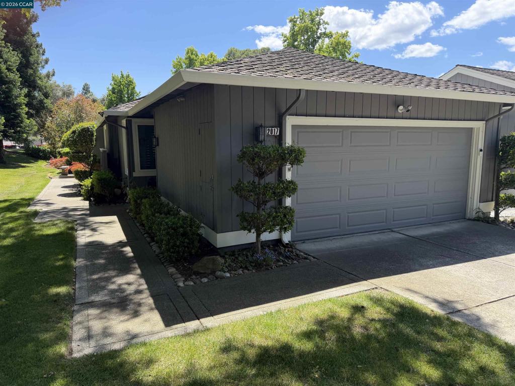 2017 W Rancho Verde Cir