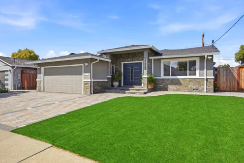 MLS: ML82057982