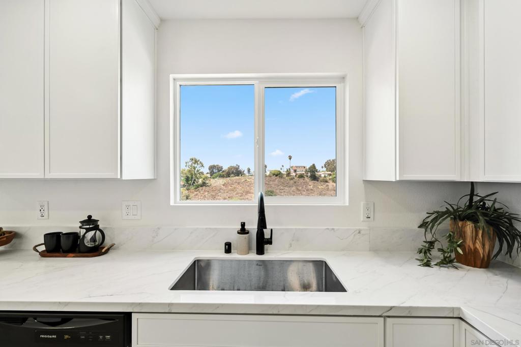 Linda Vista - Residential
