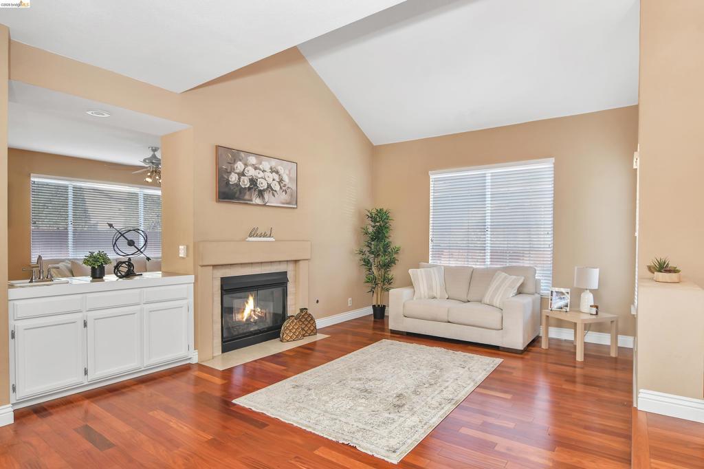 2454 San Simeon Ct