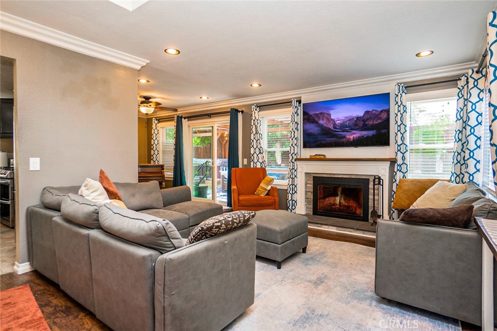 2606 Eel River Place