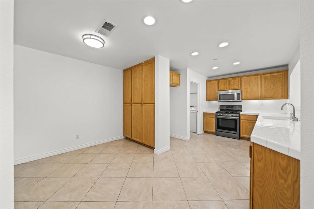 1255 Duckweed Trail