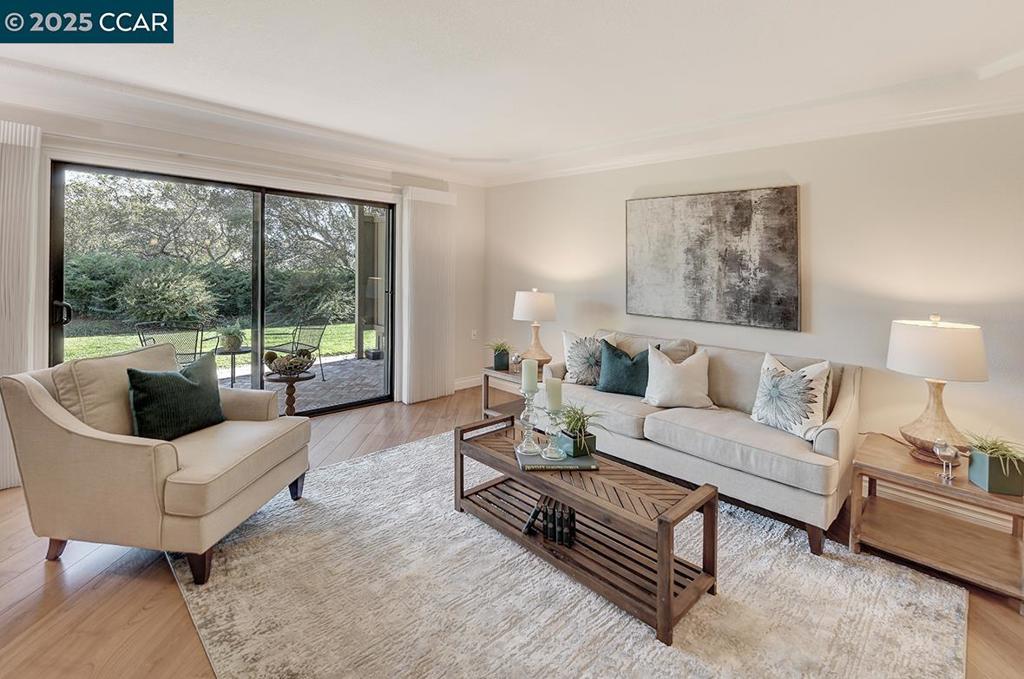 ROSSMOOR - Residential