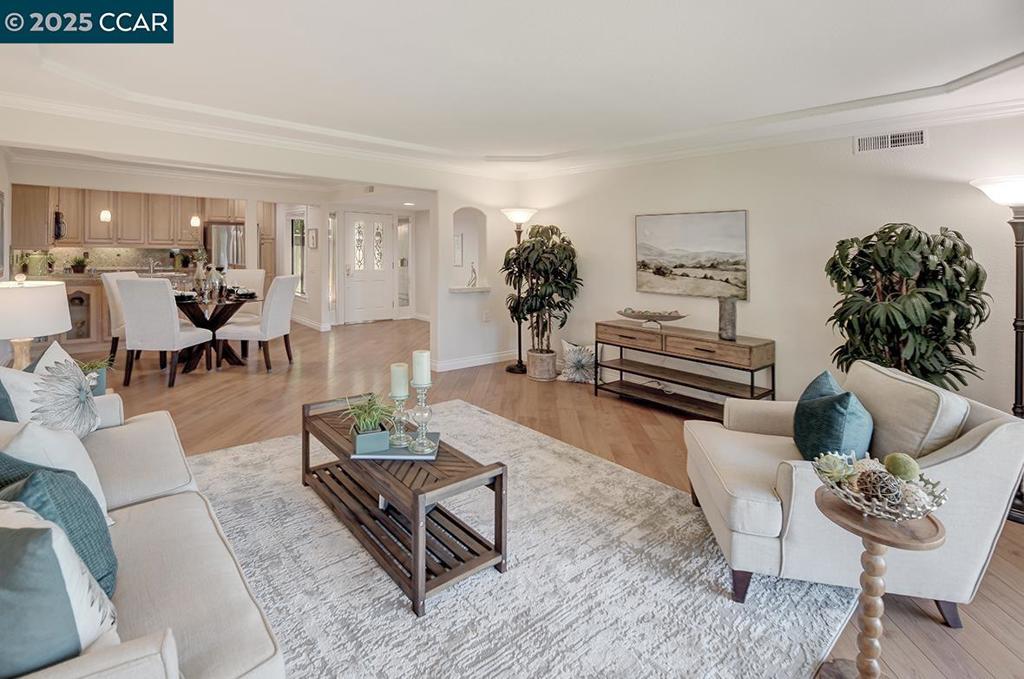 ROSSMOOR - Residential