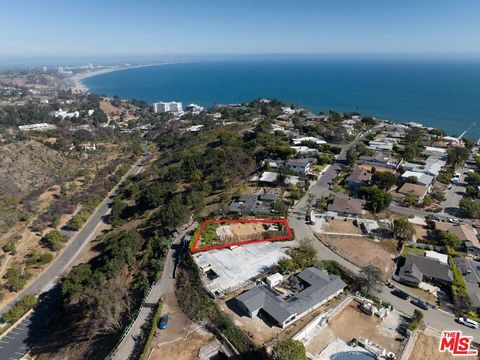 Photo of 312 Bellino Drive, Pacific Palisades, CA 90272 (MLS # 26744061)