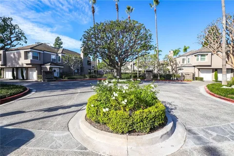 48 Baycrest Court Unit 32, Newport Beach, CA 92660 - MLS#: OC25274888
