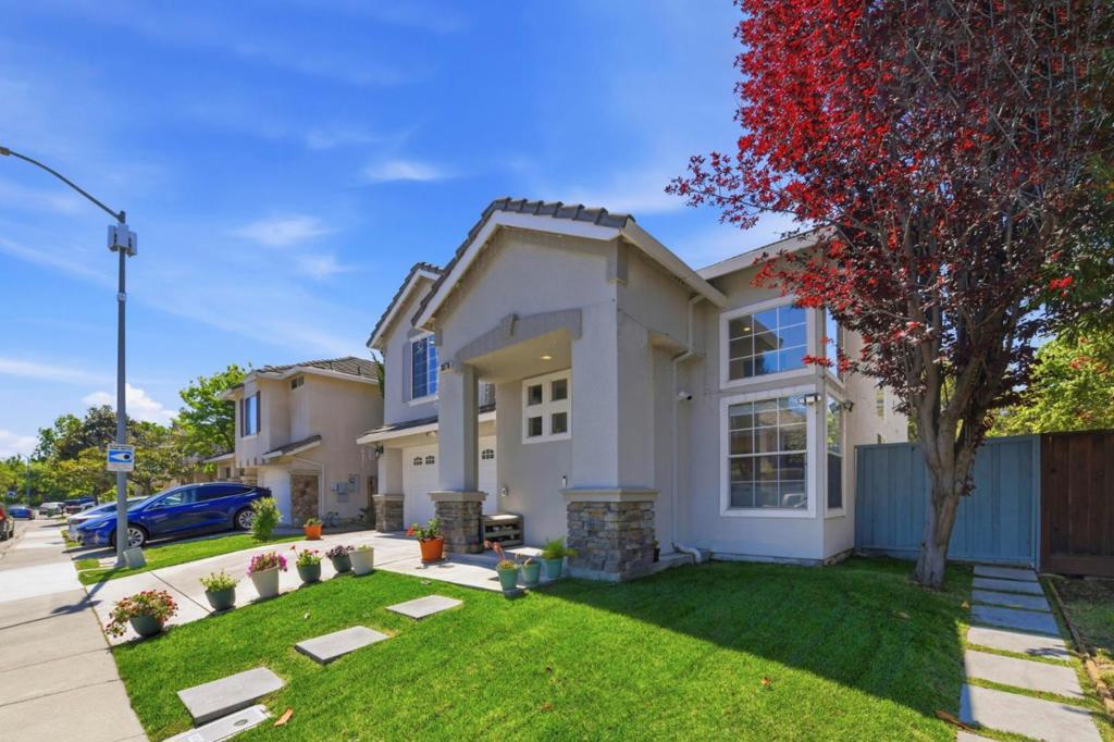 38776 Litchfield Circle
