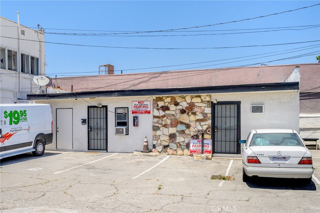 6634 Lankershim Blvd,Unit 1/2, North Hollywood, CA 91606