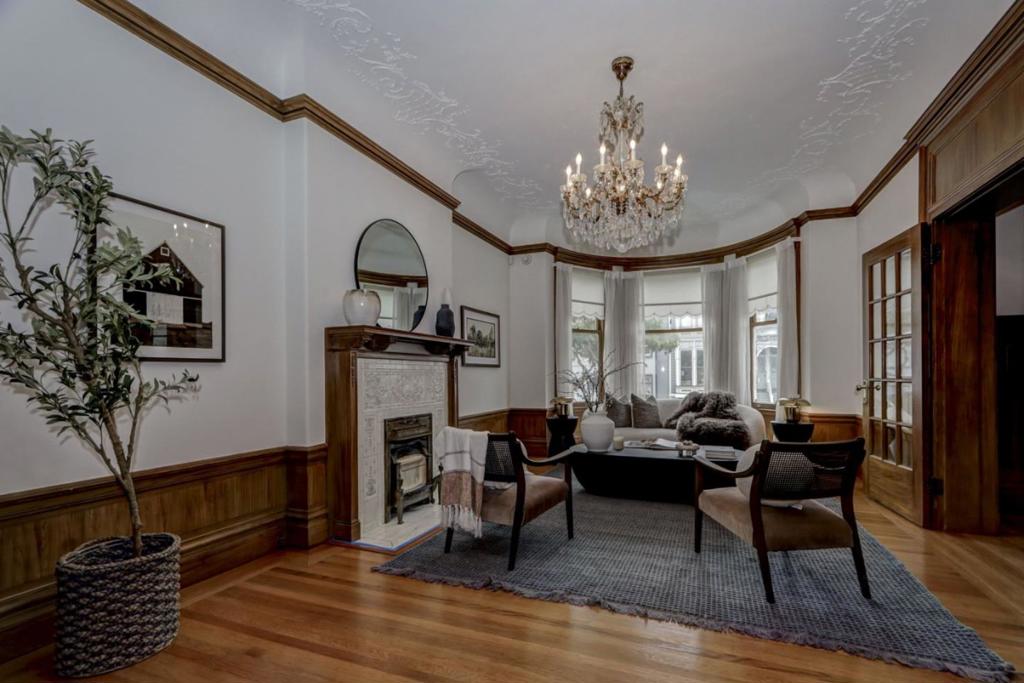 1918 Divisadero Street