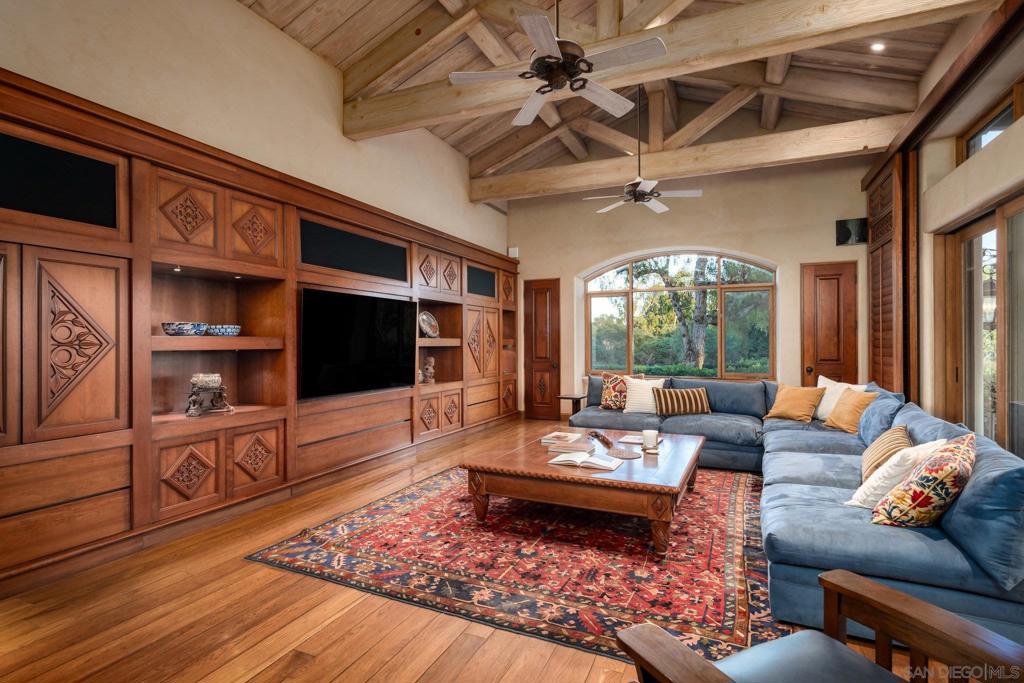 Rancho Santa Fe - Residential