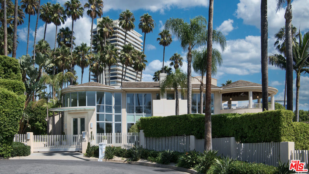 816 Monte Leon Drive