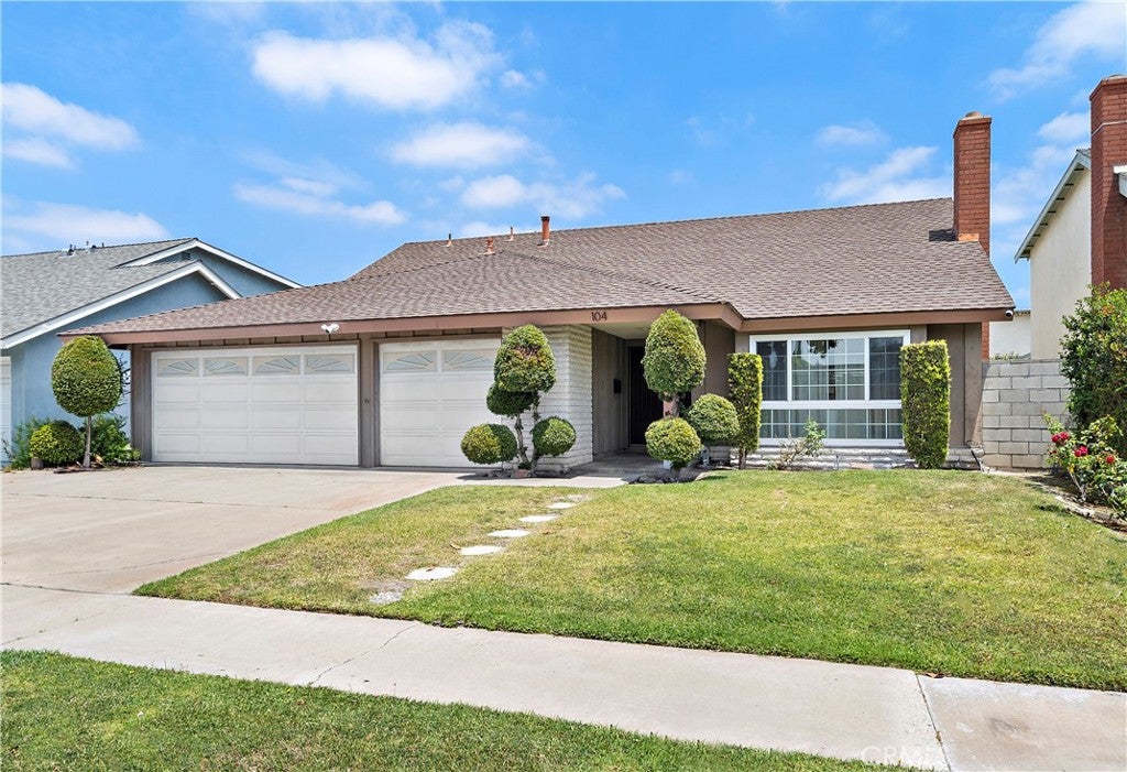 104 S Carousel Street