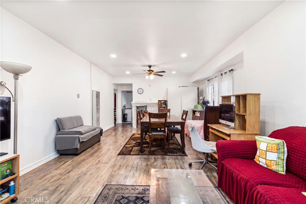 433 W 55th