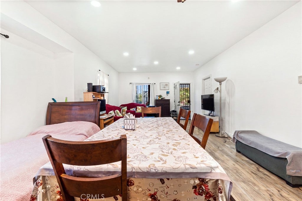 433 W 55th