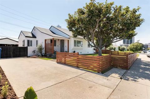 6148 W 85th Place Los Angeles CA 90045