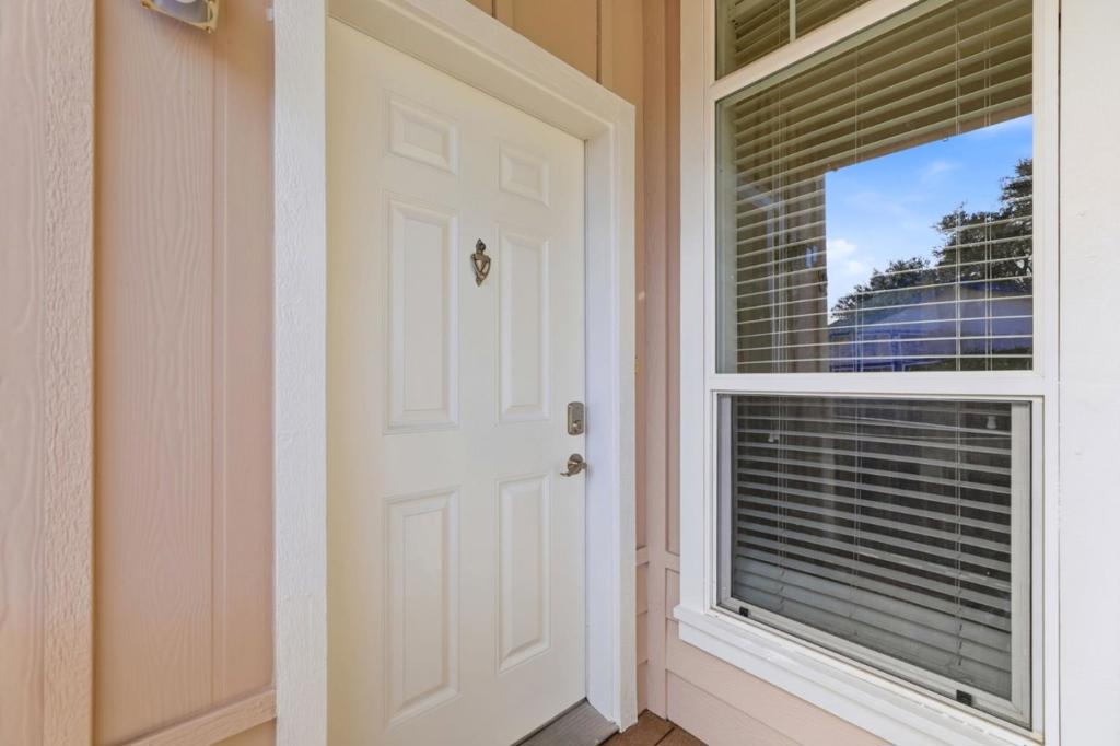 125 N Mary Avenue 93