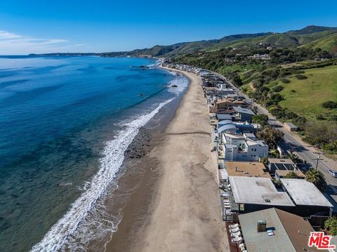 Photo of 24548 Malibu Road, Malibu, CA 90265 (MLS # 26662573)