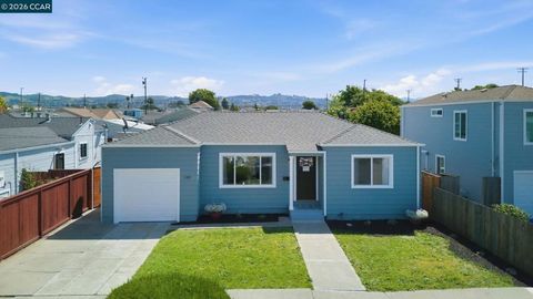Photo of 138 S 17Th St St, Richmond, CA 94804 (MLS # 41133938)