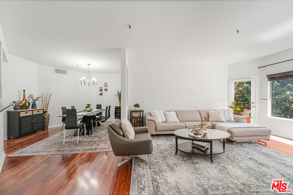 501 E Del Mar Boulevard 206