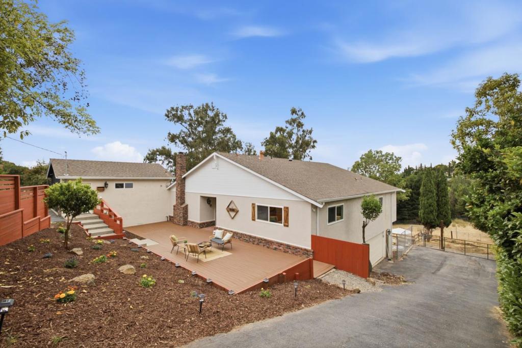 4100 Arbutus Court