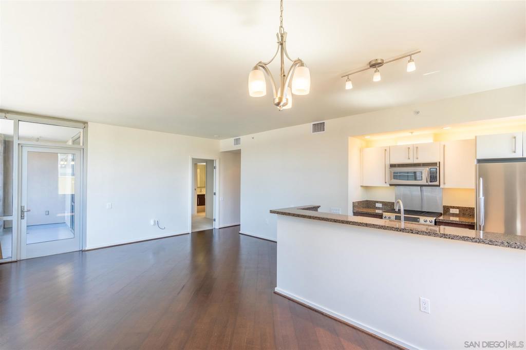 321 10th ave 608